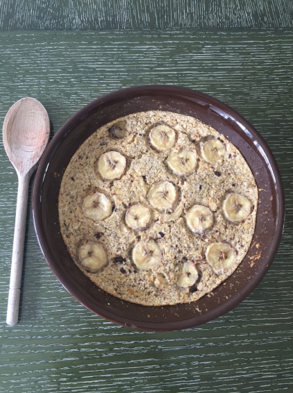 baked oatmeal with orange zest, choco and bananas