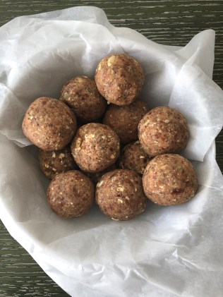 cinnamon and honey bites